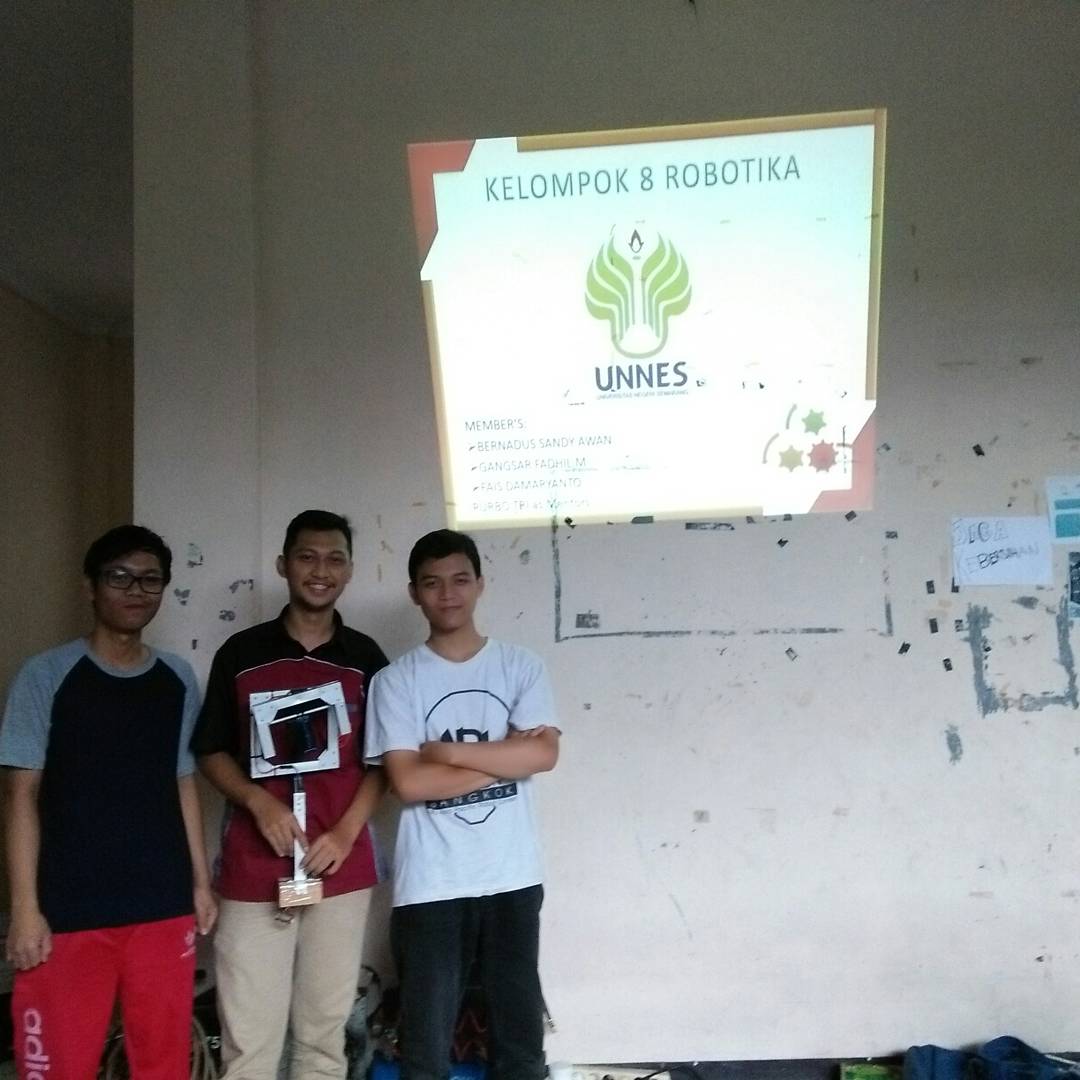 Presentasi Tugas Akhir Robotic School